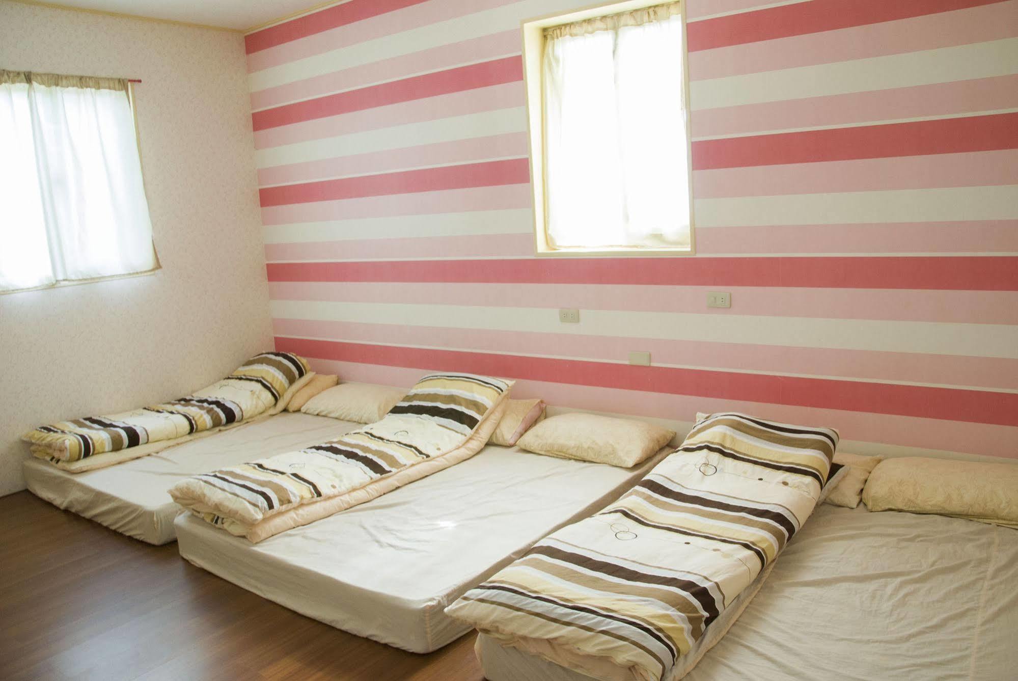 Song Youf Hostel Zhongpu Экстерьер фото